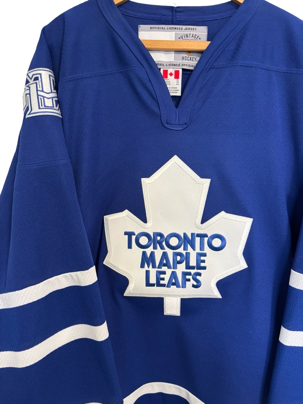 Vintage Toronto Maple Leafs Hockey Jersey - Picture 3 of 5